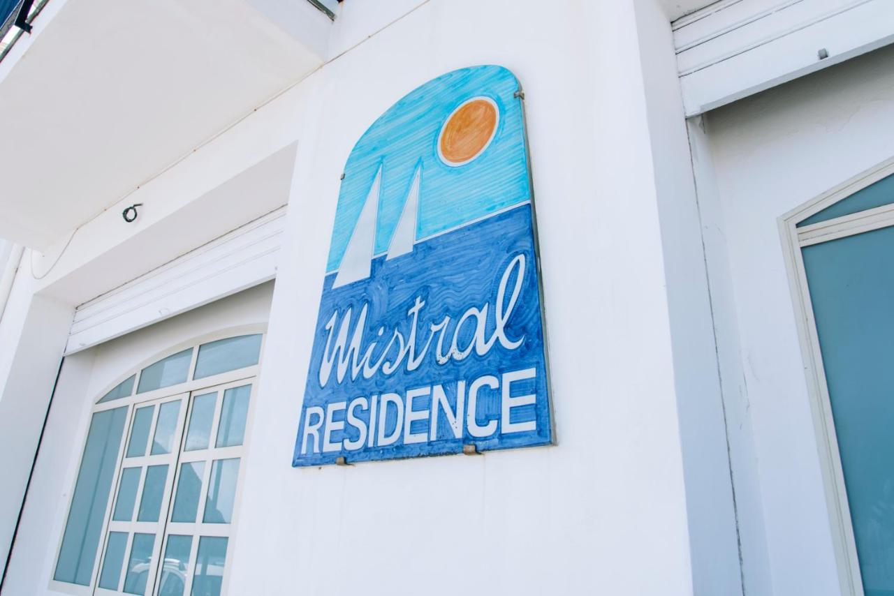 Mistral Residence Canneto  Exterior foto